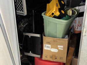 10 x 10 storage unit in Newark, DE