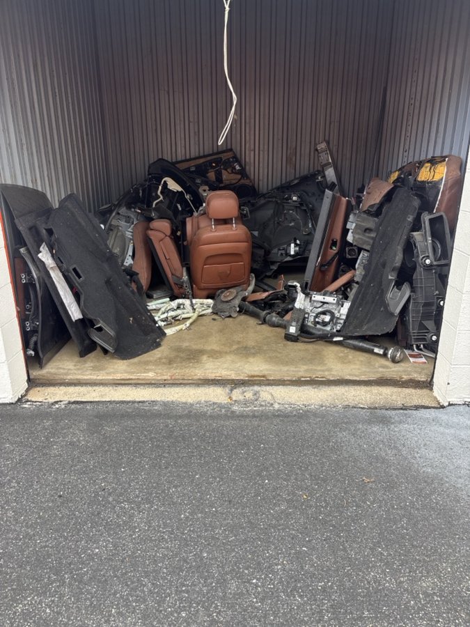 10 x 10 storage unit in New Castle, DE