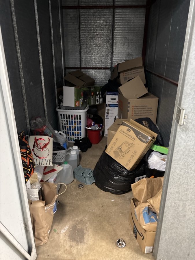 5 x 10 storage unit in Newark, DE