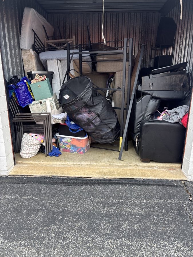 10 x 10 storage unit in Dover, DE
