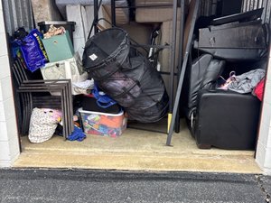 10 x 10 storage unit in Dover, DE