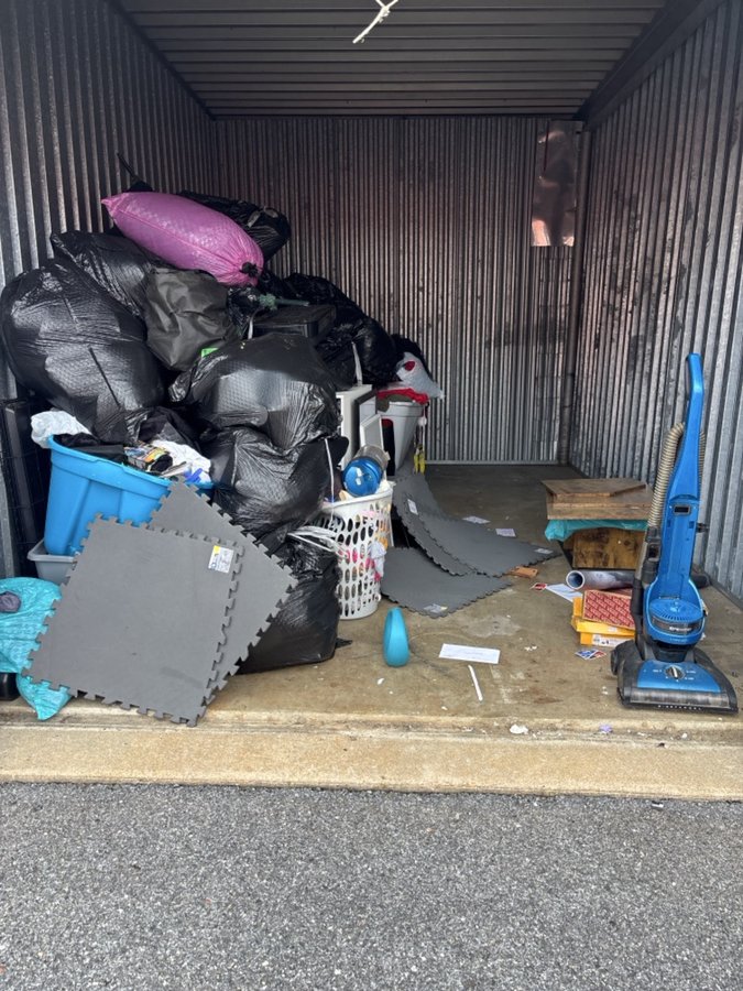 10 x 15 storage unit in Dover, DE