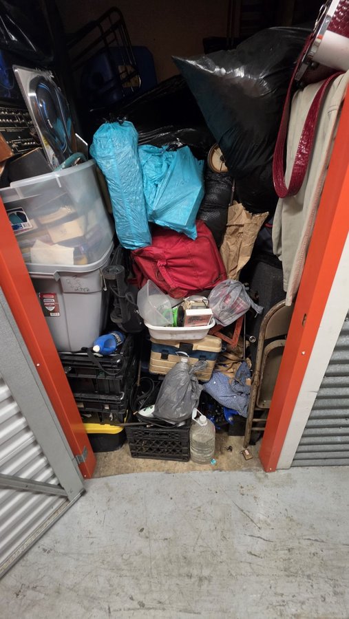 5 x 5 storage unit in Opa-locka, FL