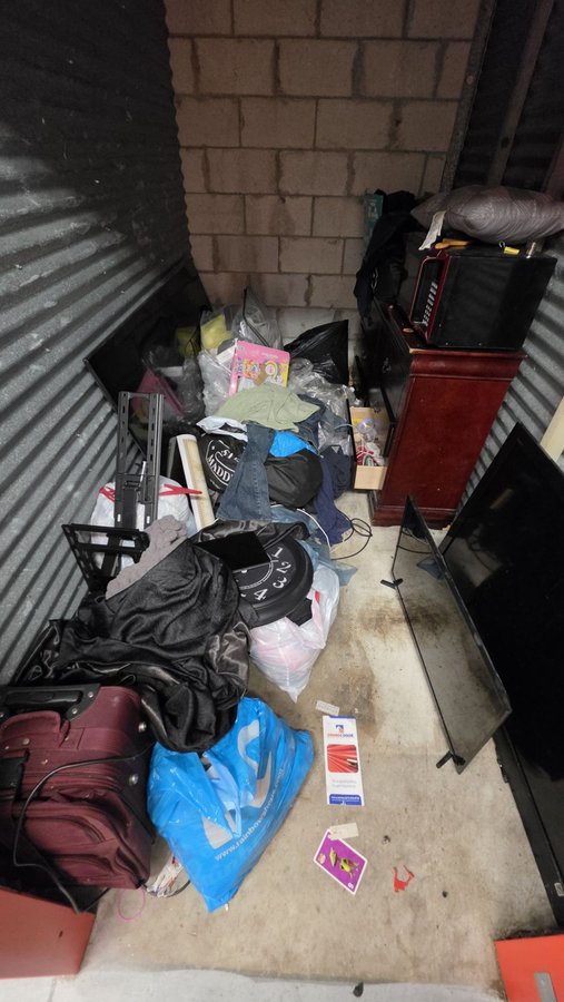 5 x 10 storage unit in Opa-locka, FL