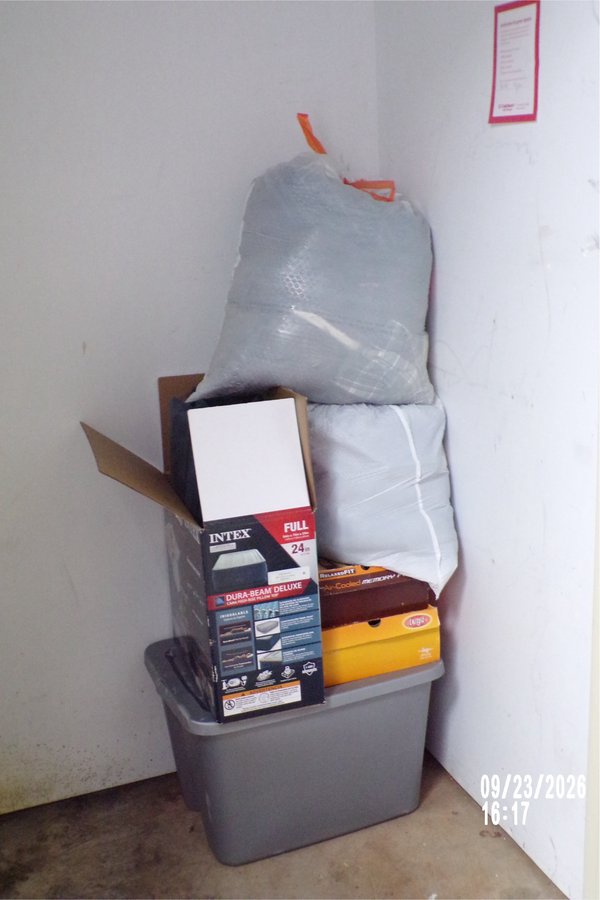 5 x 5 storage unit in Somerset, NJ
