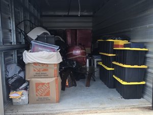 10 x 20 storage unit in Bloomfield, CT