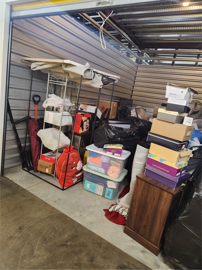 10 x 15 storage unit in Blasdell, NY