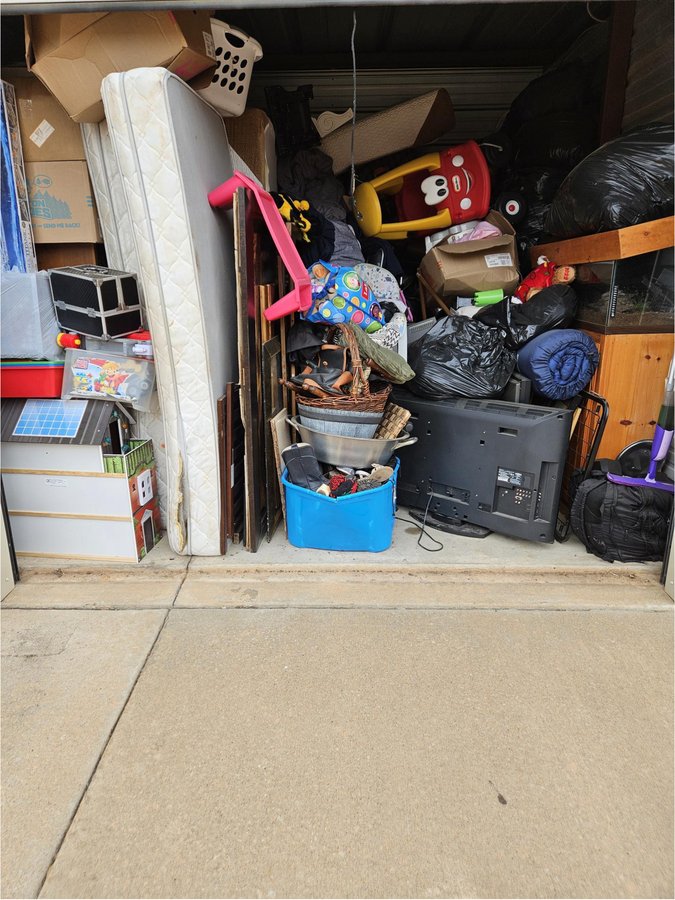 10 x 10 storage unit in Moore, OK