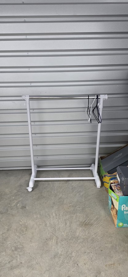 10 x 8 storage unit in Martinsburg, WV