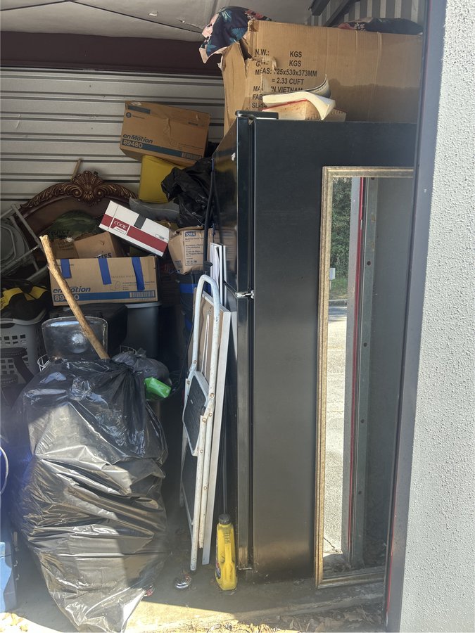 10 x 10 storage unit in Snellville, GA
