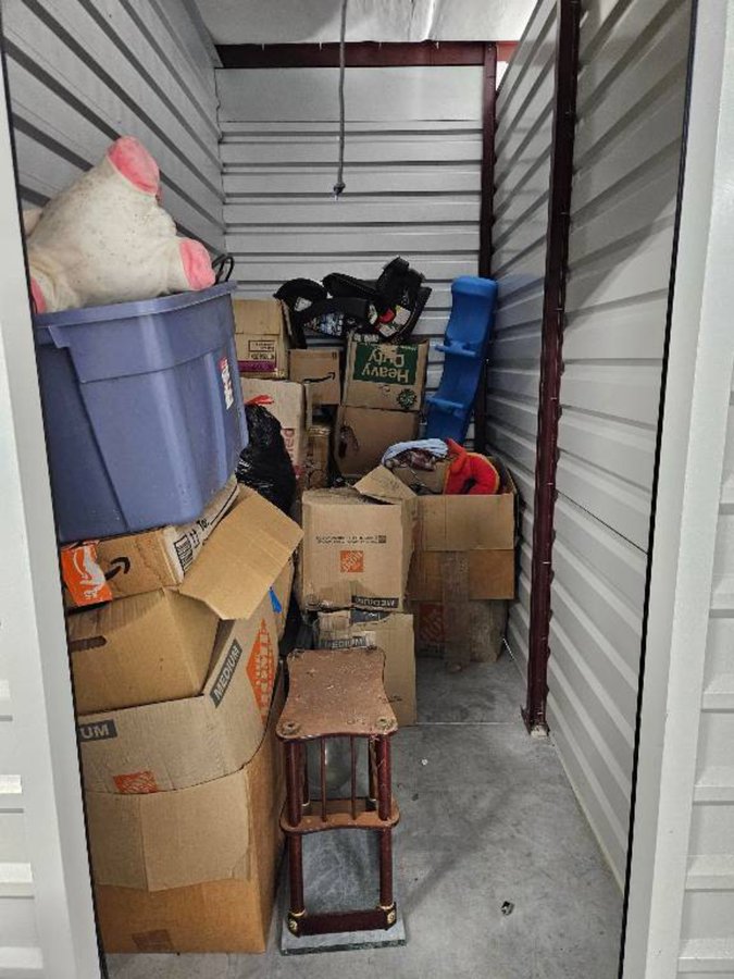 5 x 10 storage unit in Seabrook, TX