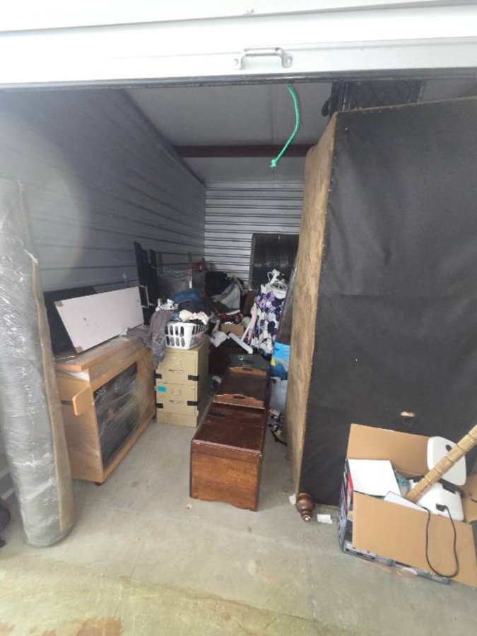 10 x 15 storage unit in Seabrook, TX