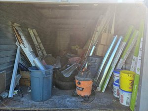 10 x 30 storage unit in Chantilly, VA