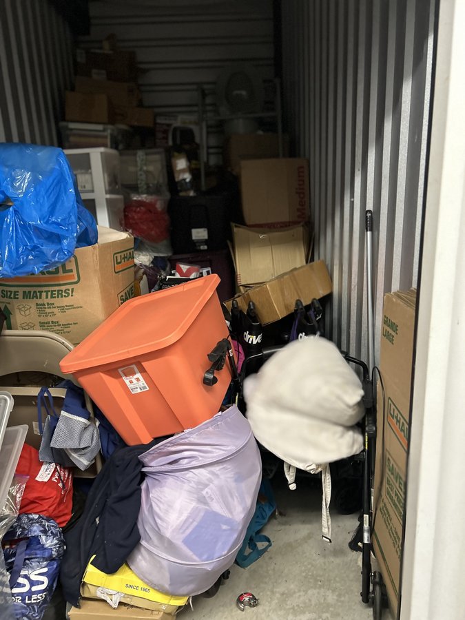 5 x 10 storage unit in Snellville, GA