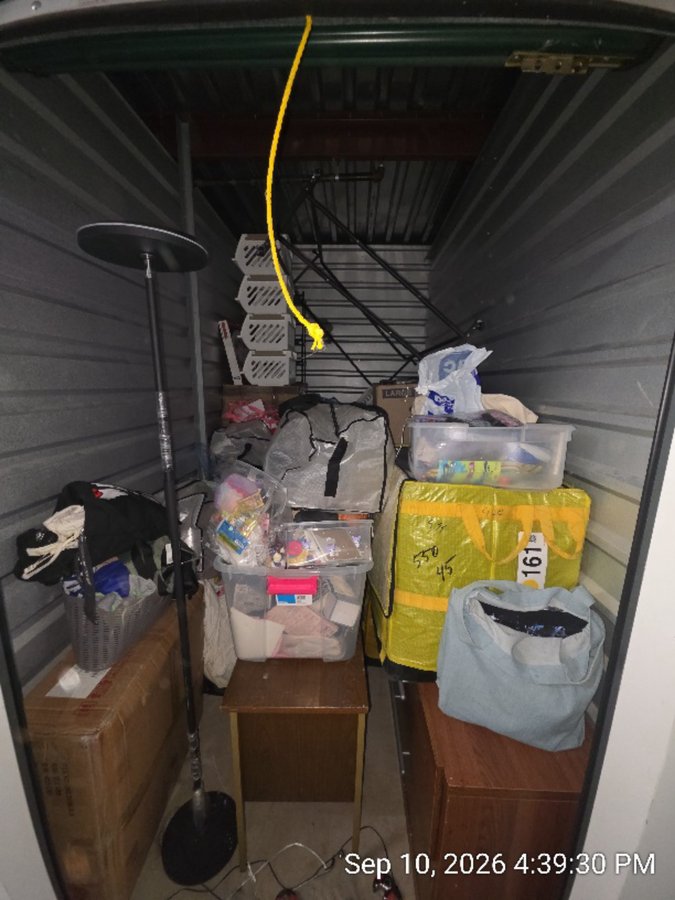 5 x 10 storage unit in Clifton, NJ