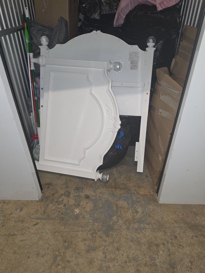 5 x 10 storage unit in Brockton, MA