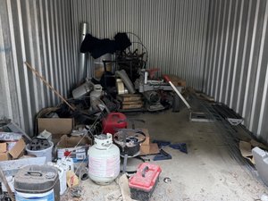 10 x 15 storage unit in Clinton Township, MI