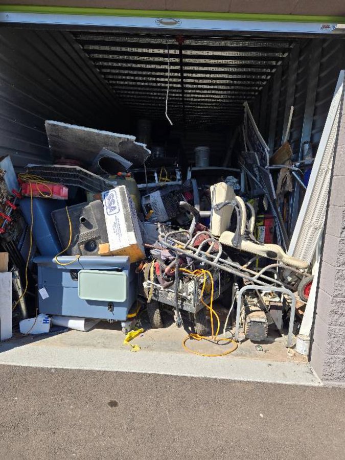 10 x 30 storage unit in Phoenix, AZ