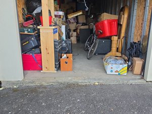 10 x 25 storage unit in Molalla, OR