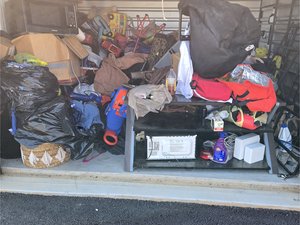 10 x 10 storage unit in Cartersville, GA