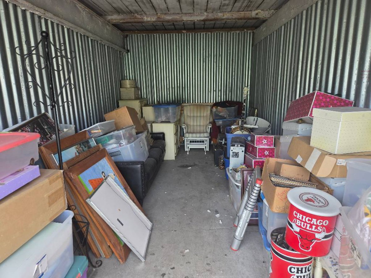 10 x 20 storage unit in Columbus, OH
