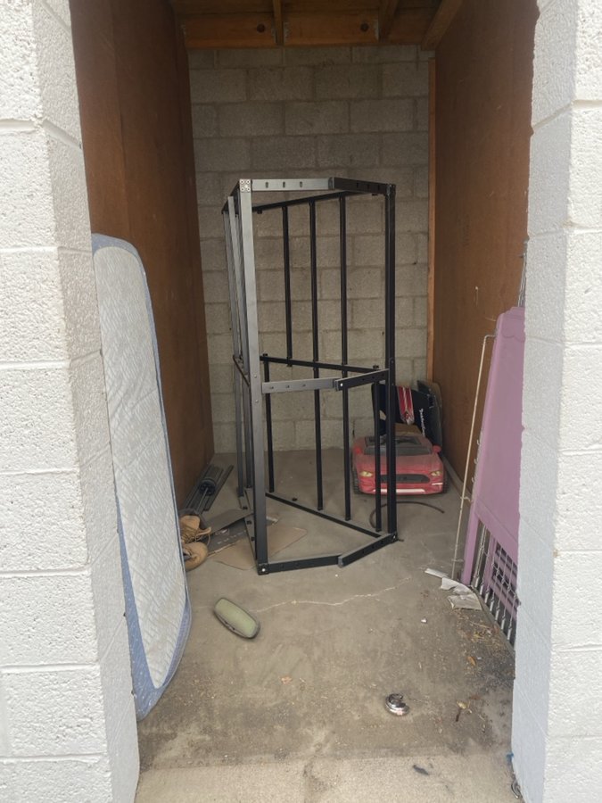 5 x 10 storage unit in Phoenix, AZ