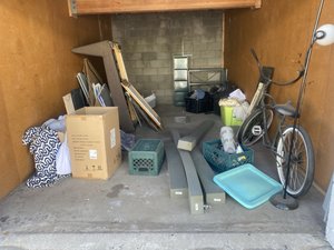 10 x 18 storage unit in Phoenix, AZ