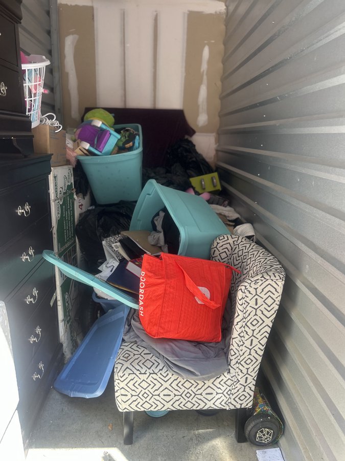 5 x 10 storage unit in Snellville, GA