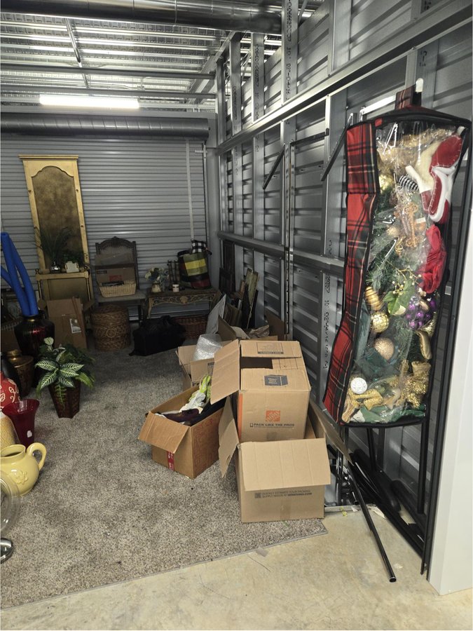 10 x 15 storage unit in Kennesaw, GA