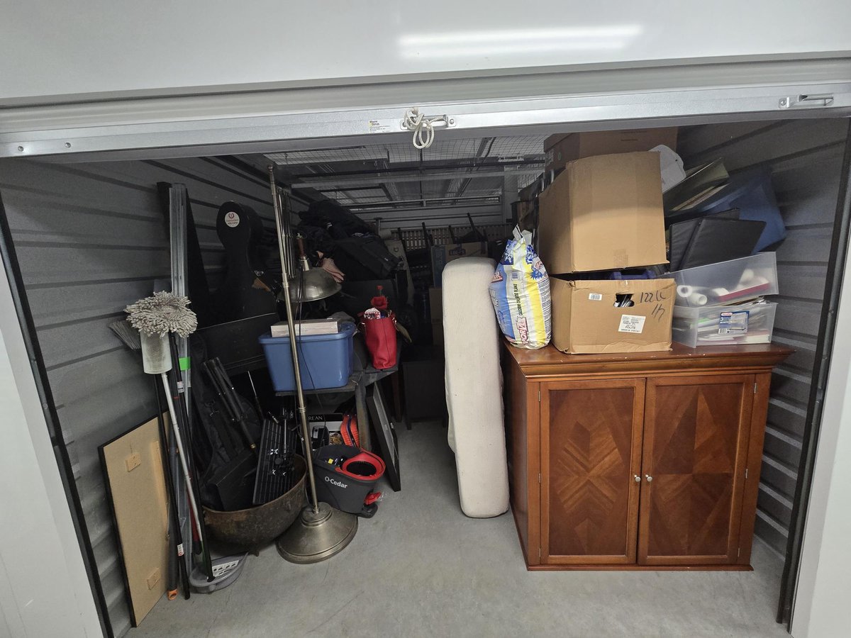 10 x 15 storage unit in Kirkwood, MO