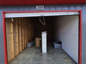 10 x 20 storage unit in Bowling Green, KY