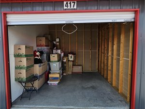 10 x 10 storage unit in Bowling Green, KY