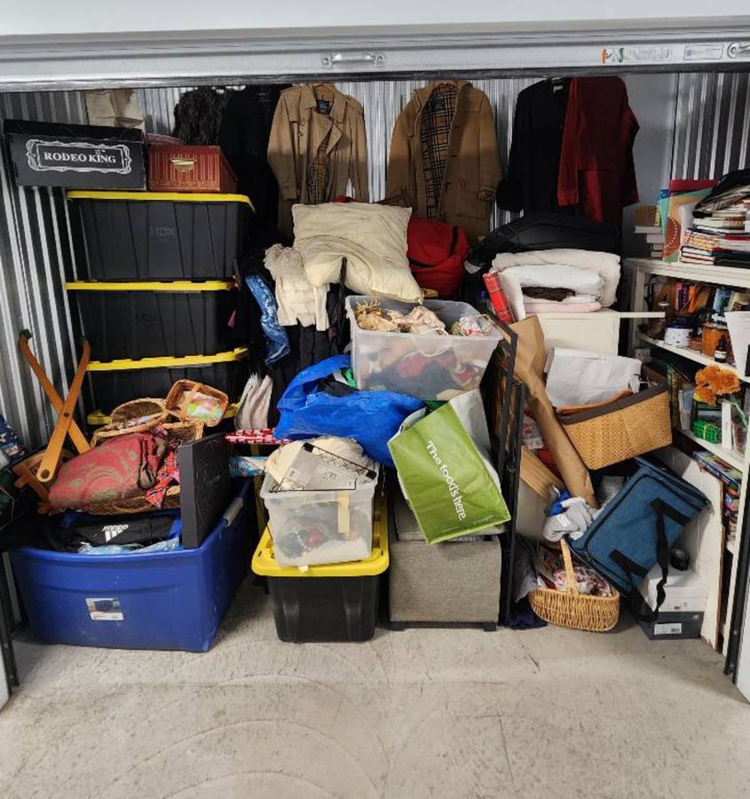 5 x 10 storage unit in Dallas, TX