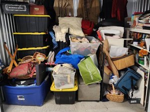 5 x 10 storage unit in Dallas, TX