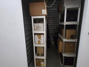 5 x 10 storage unit in Hilo, HI