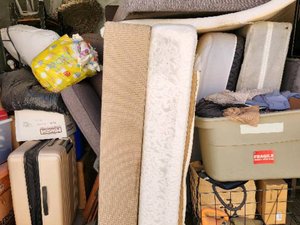 10 x 10 storage unit in Palm Desert, CA