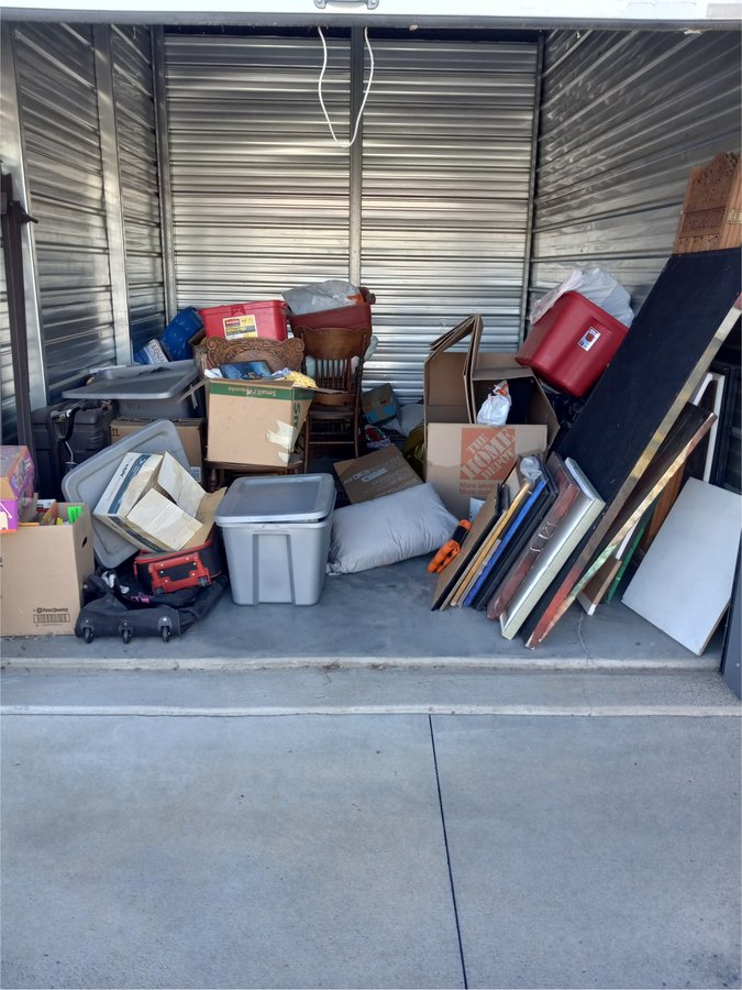 10 x 15 storage unit in Aurora, CO