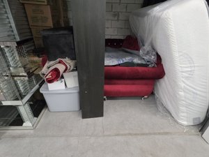 10 x 10 storage unit in Miami Gardens, FL