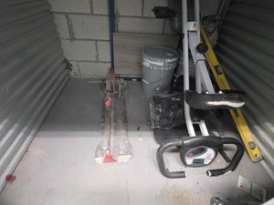 5 x 5 storage unit in Miami Gardens, FL