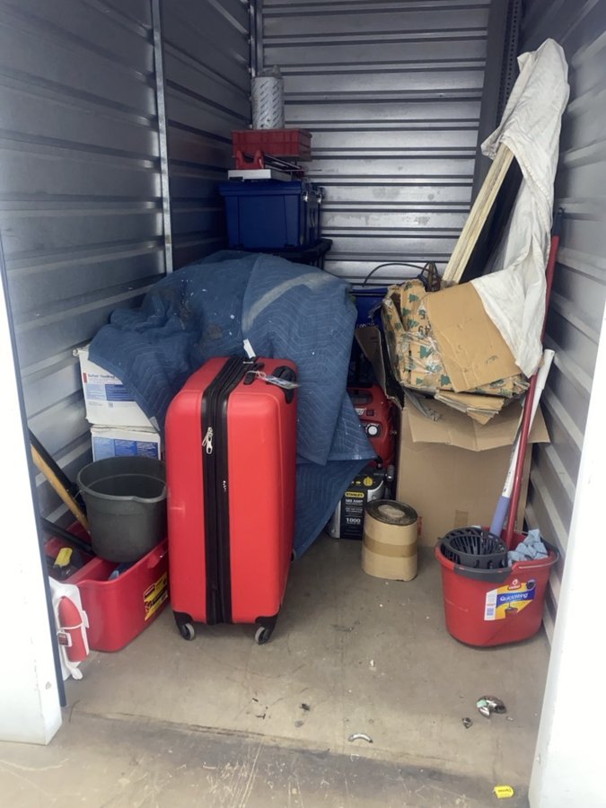 5 x 10 storage unit in Cave Creek, AZ
