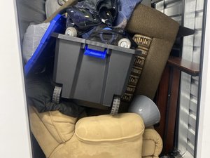 5 x 10 storage unit in Phoenix, AZ