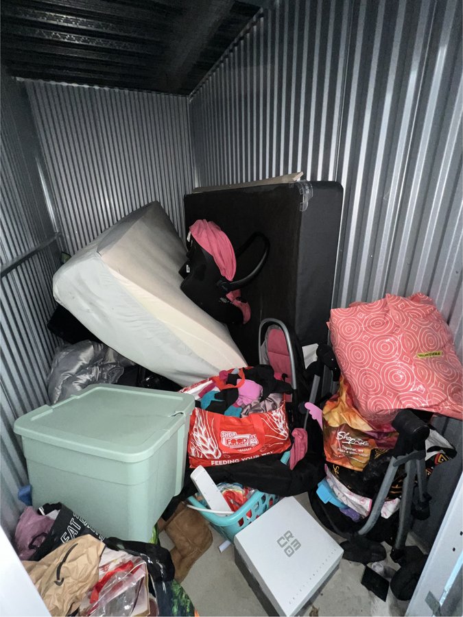 5 x 10 storage unit in Newark, NJ