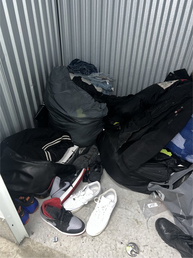 5 x 5 storage unit in Newark, NJ