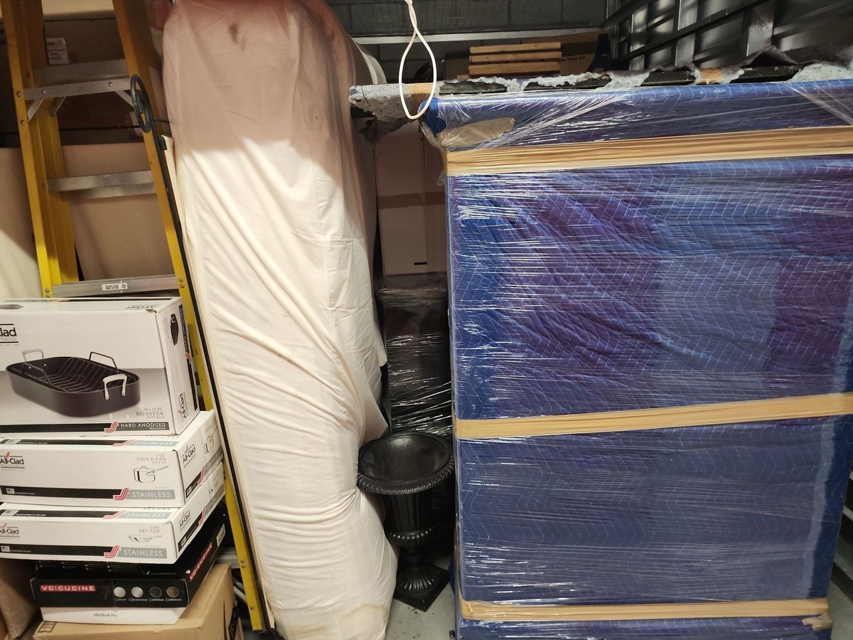 10 x 12 storage unit in Plymouth, MA