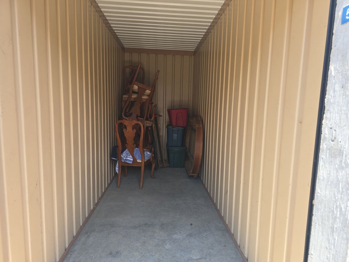 5 x 15 storage unit in Fairfield, OH