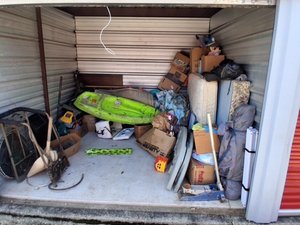 10 x 10 storage unit in Livingston, LA