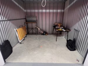 10 x 10 storage unit in Bound Brook, NJ