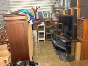 10 x 15 storage unit in Kenmore, NY