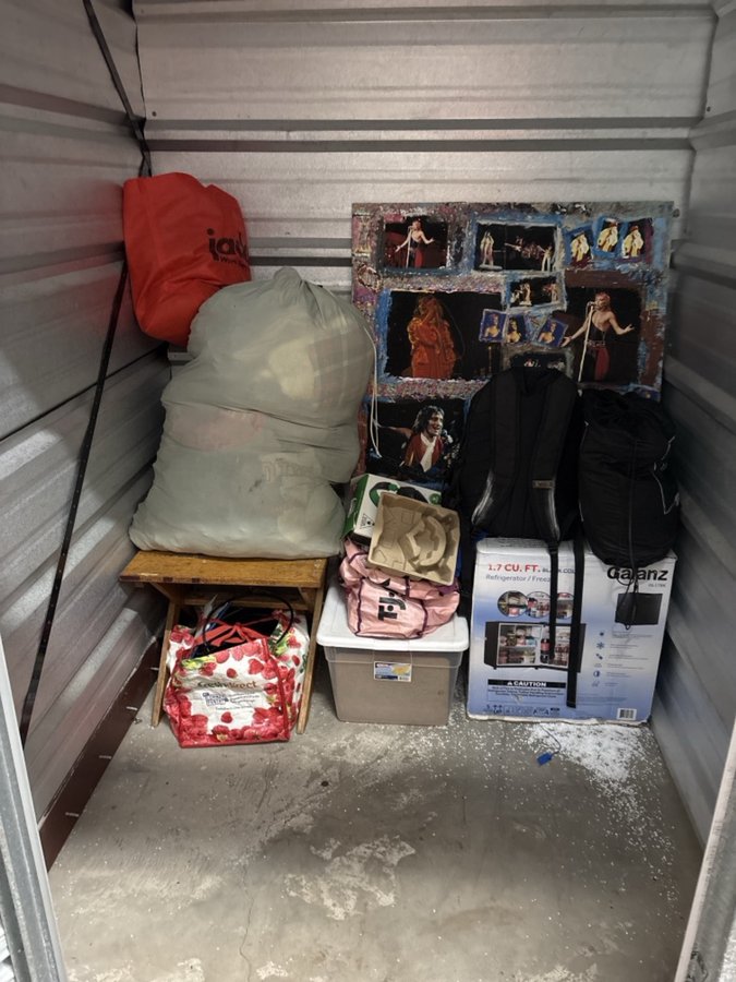 5 x 5 storage unit in Staten Island, NY