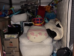 10 x 10 storage unit in Staten Island, NY